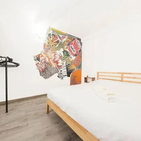 Midway Home, Nel Centro Storico Di ג'נובה