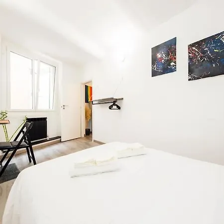 公寓 Midway Home, Nel Centro Storico Di