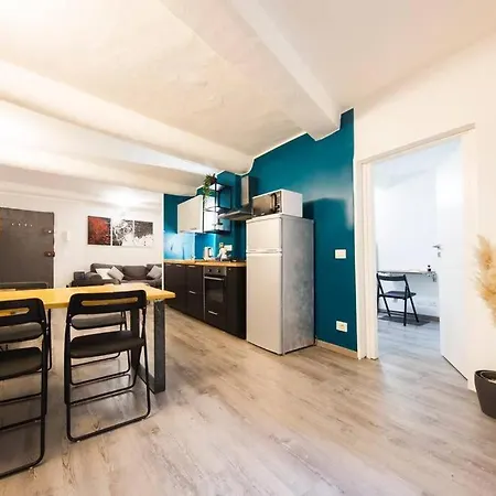 Midway Home, Nel Centro Storico Di Διαμέρισμα *