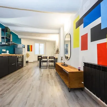 Διαμέρισμα Midway Home, Nel Centro Storico Di *